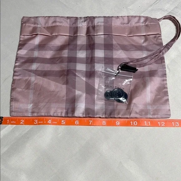 BURBERRY Brit Windbreaker Pouch Bag - Picture 4 of 7